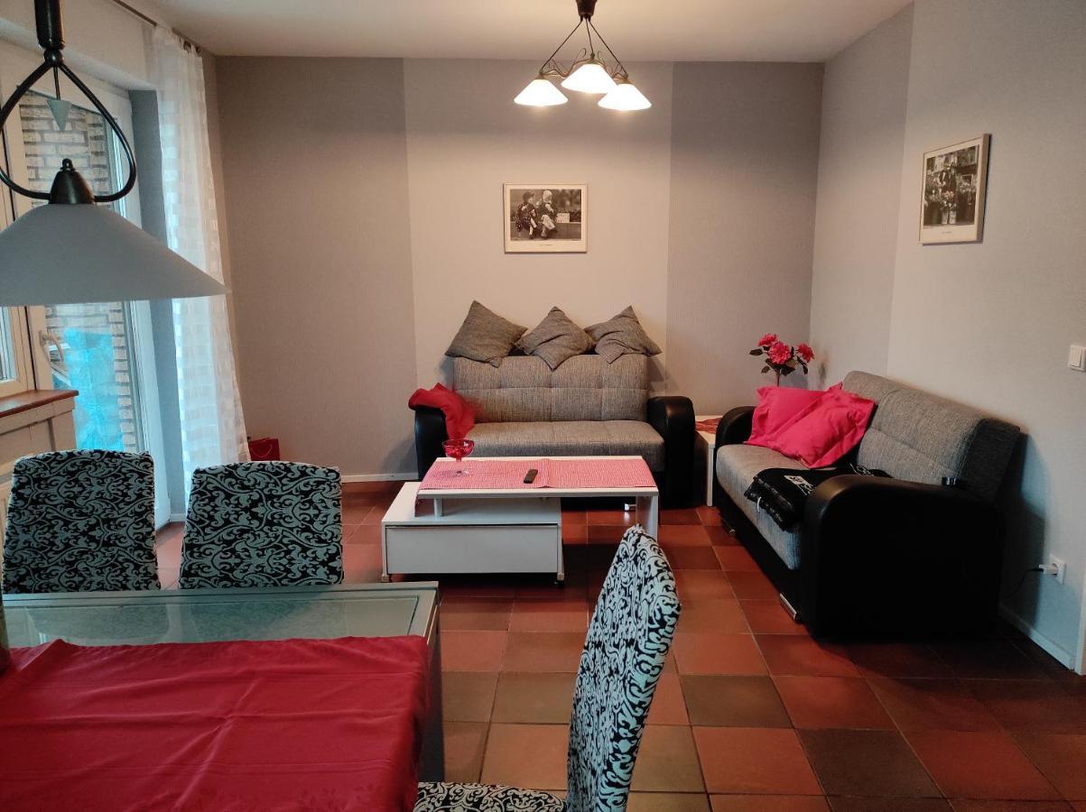 Ferienwohnung Rhede Im Og Bagian luar foto