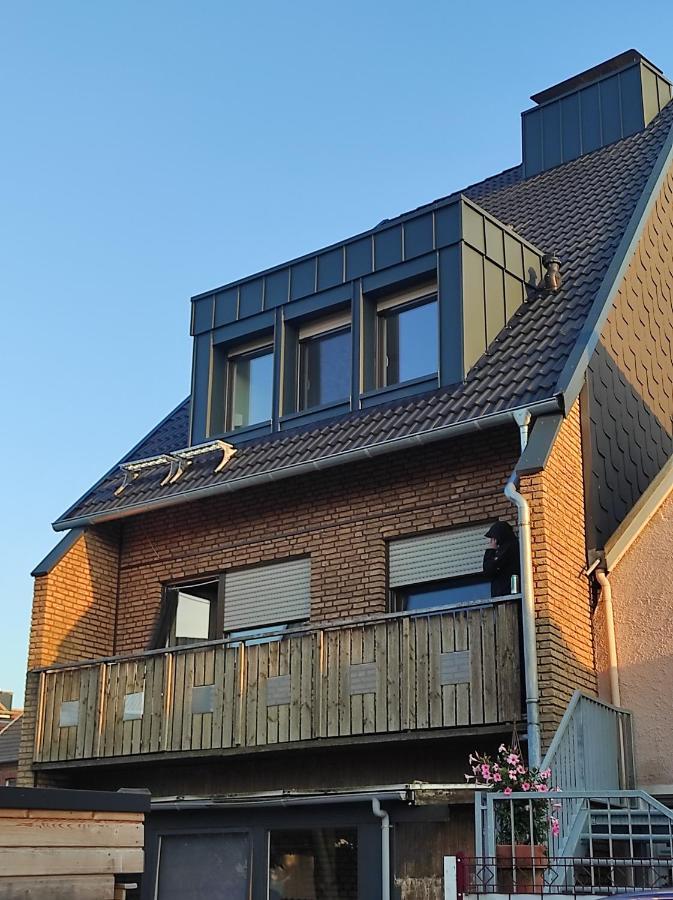 Ferienwohnung Rhede Im Og Bagian luar foto